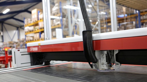 Laserbewerking in industriële omgeving met Iguna tapeoplossingen